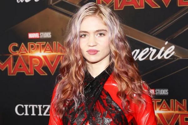 Pertikaian Hak Asuh Anak dengan Elon Musk, Grimes tak Bisa Melihat Putranya Selama Lima Bulan