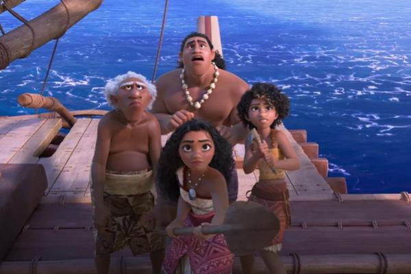 Review Moana 2: Auli`i Cravalho dan Dwayne Johnson Berlayar dengan Teman-teman Baru