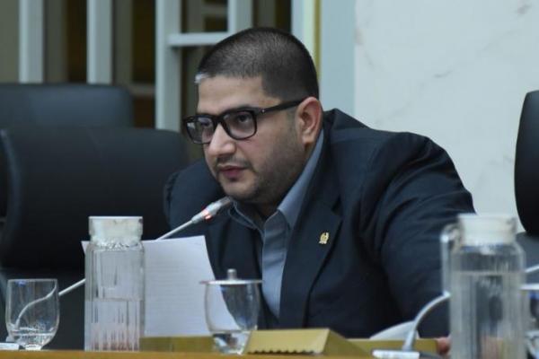 Rajiv Apresiasi Mentan Pecat Pegawai Terlibat Kasus Pupuk Palsu