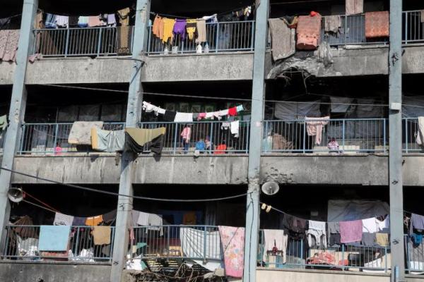 Israel Membunuh 14 Orang di Gaza Utara dan Perintahkan Evakuasi di Selatan