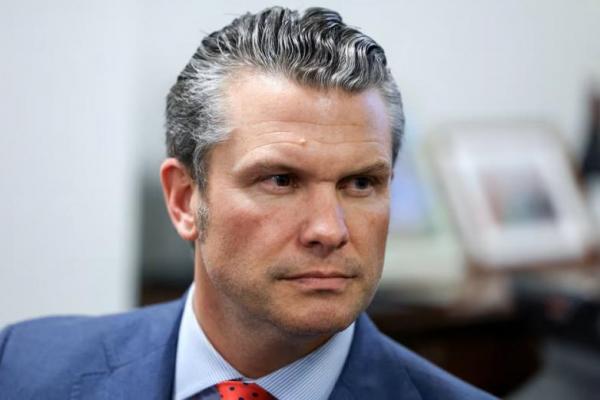 Dikritik karena Kasus Penyerangan Seksual, Trump Dukung Hegseth Pimpin FBI