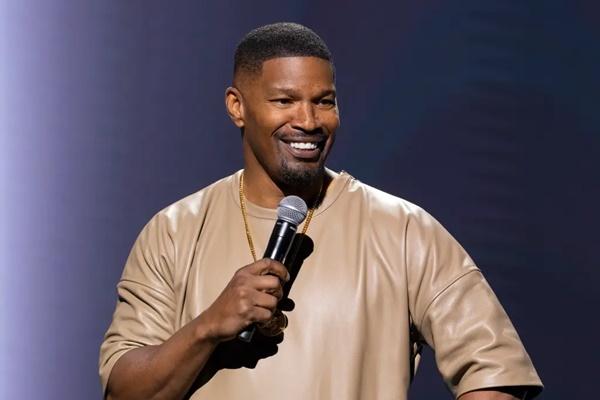 Alami Keadaan Darurat Medis, Jamie Foxx Hampir Kehilangan Nyawa