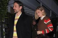 Serius Pacaran, Gigi Hadid dan Bradley Cooper tak Mau Buru-buru Menikah