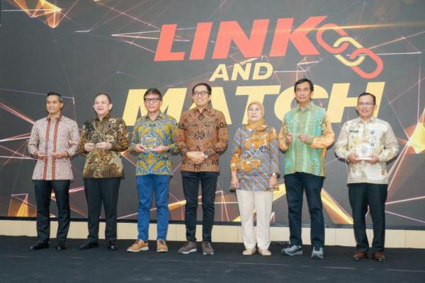 Wamenperin Sebut Perlu Ada Insentif Industri Besar yang Gandeng IKM