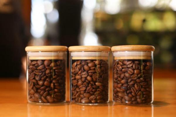 5 Minuman yang Harus Dihindari Saat Malam Hari