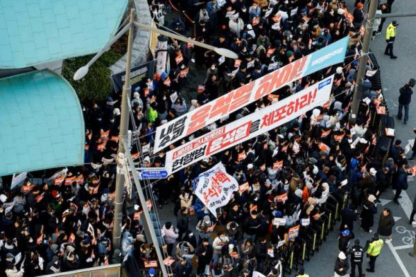 Dinilai Membangkang, Sebagian Anggota Partai Berkuasa Tuntut Presiden Korsel Dicopot