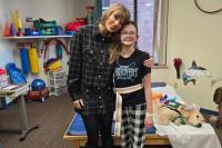 Ulang Tahun Ke-35, Taylor Swift Beri Hadiah Natal untuk Penggemar Ciliknya di Rumah Sakit