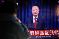 Penyidik ​​Korsel Minta Surat Perintah Penangkapan Yoon atas Darurat Militer