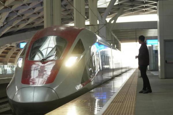 Diduga Ada Persengkongkolan Tender, KCIC: Investigasi KPPU Terkait Jasa Pengangkutan EMU