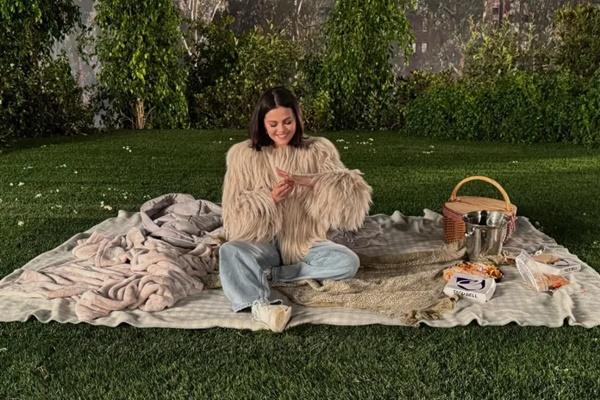 Ini yang Dipersiapkan Benny Blanco sebelum Melamar Selena Gomez