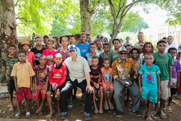 Bawa Pesan Presiden Prabowo, Mentrans Komit Bangun Papua