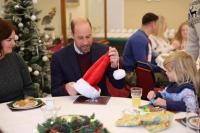 Pangeran William tak Ikut Tradisi Memakai Sweter Natal