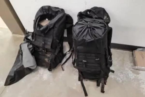 Ransel Berisi Kokain Senilai Lebih Rp17 Miliar Ditemukan di Dekat Perbatasan Washington-Kanada
