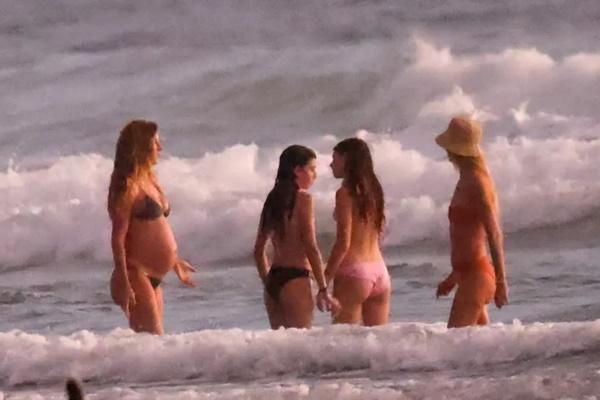 Liburan di Pantai Kosta Rika Bareng Pacarnya Joaquim Valente, Gisele Bundchen Pamer Baby Bump