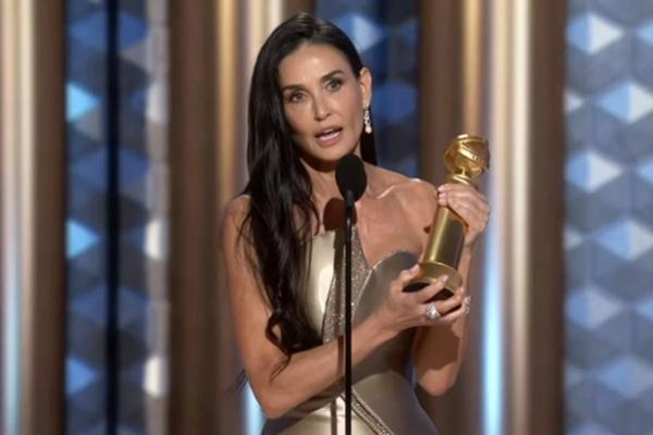 Golden Globes 2025, Demi Moore Terkejut Raih Aktris Terbaik Film Komedi/Musikal untuk The Substance