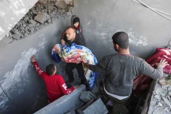 Tiga Rumah Sakit di Gaza Terancam Tutup setelah Serangan Israel Tewaskan 50 Orang