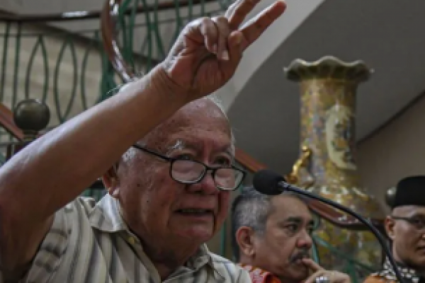 Diplomat Senior Hasjim Djalal Tutup Usia