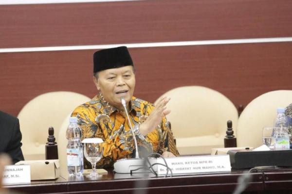 HNW Tolak Zakat untuk Danai Makan Bergizi Gratis, Ini Alasannya