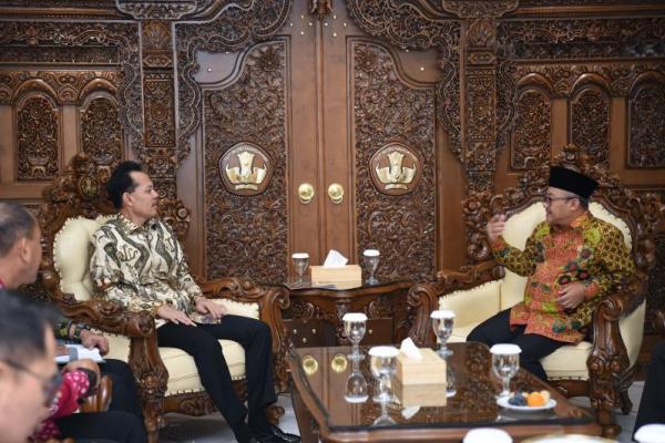 Mendikdasmen dan Kepala BPPIK Bahas Penguatan Pendidikan Karakter
