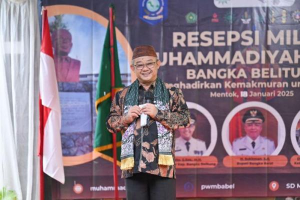 Mendikdasmen Sampaikan Komitmen Pemerintah pada Milad Muhammadiyah di Mentok