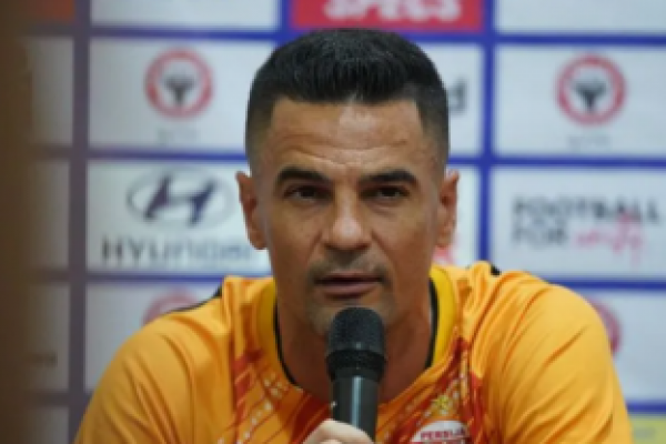 Tekad Persija Ingin Jadi Tak  Terkalahkan di Kandang Sendiri