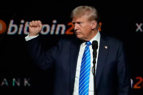 Koin Meme dan Token Kripto Baru Donald Trump Meroket di Hari Pertamanya Menjabat