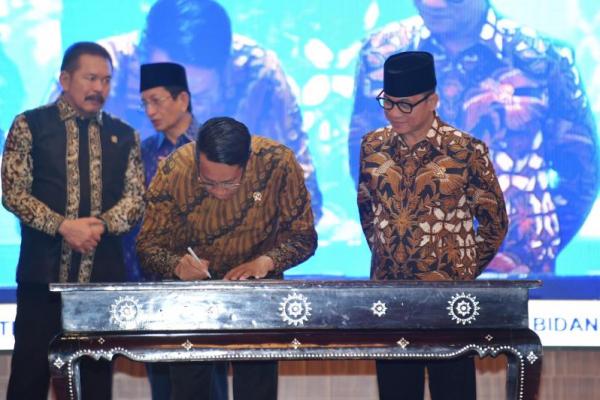 Nota Kesepahaman Diteken, Badan Hukum BUMDes Bakal Dipercepat