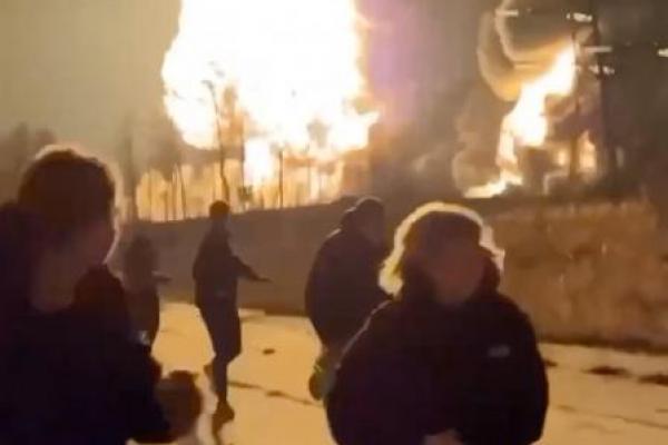 Klaim Tangkis Serangan Ukraina di 13 Wilayah, Bandara Moskow Tutup Sementara
