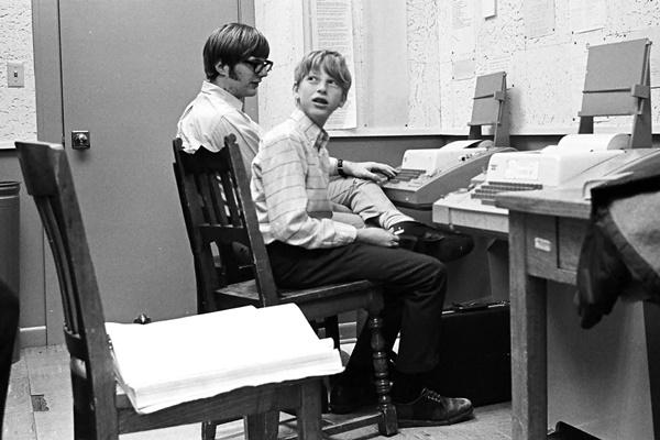 Bill Gates Mengungkapkan Masa Kecilnya Lewat Memoar Source Code