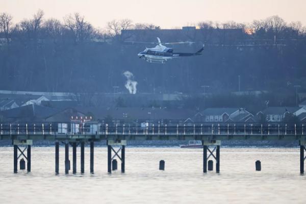 Kotak Hitam Helikopter Black Hawk yang Tabrakan dengan Pesawat American Airlines Ditemukan