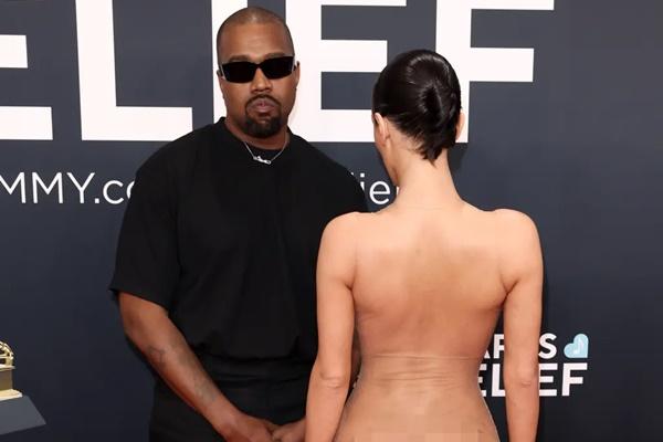 Insiden Nyaris Telanjang di Karpet Merah, Bianca Censori Langgar Dress Code Grammy Awards 2025?