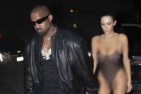 Netizen Melihat Detail Menyeramkan di Foto Baru Kanye West di Bodysuit Tipis Bianca Censori