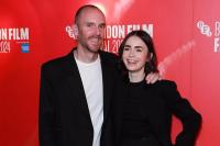 Lily Collins dan Suaminya Charlie McDowell Bagikan Foto Baru Bayi Perempuannya Tove