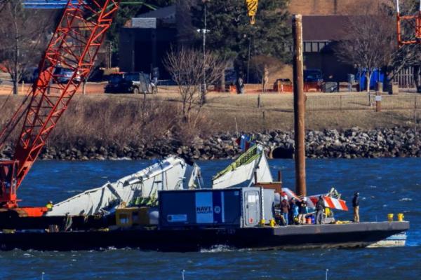 Sistem Keselamatan Helikopter Mati saat Tabrakan dengan Pesawat di Washington