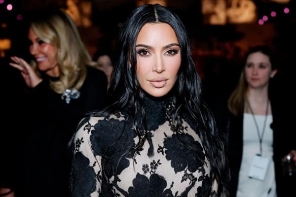 Kim Kardashian Suka dengan ChatGPT yang Jujur dan Bertanggung Jawab. (FOTO: GETTY IMAGE) 