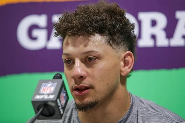 Patrick Mahomes Minta Maaf setelah Kekalahan Menyakitkan Chiefs di Super Bowl 2025