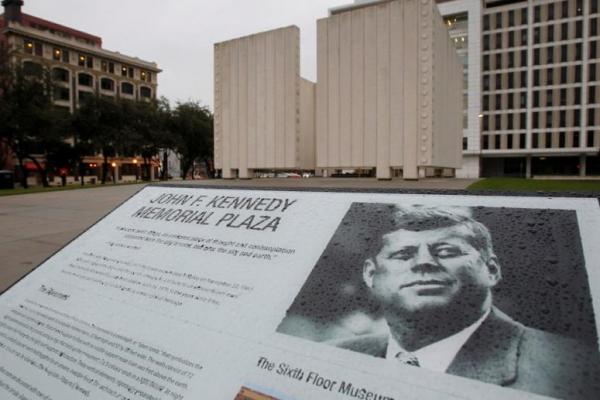 FBI AS Temukan Ribuan Berkas Baru Pembunuhan JFK, Sejarawan Ragu