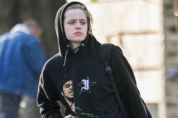 Inilah Gaya Tomboy Shiloh Putri Angelina Jolie dan Brad Pitt saat Pergi ke Kelas Menari