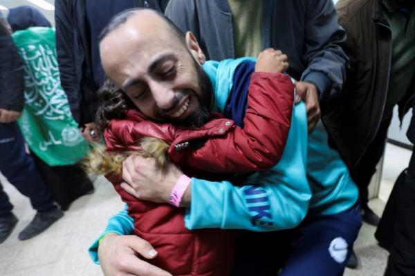 Tahanan Palestina Ceritakan Penyiksaan di Pusat Penahanan, Israel Membantah