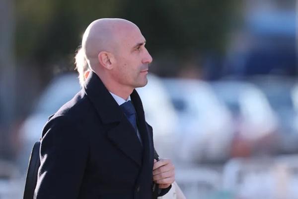 Mantan Kepala Sepak Bola Spanyol Luis Rubiales Dinyatakan Bersalah atas Serangan Seksual