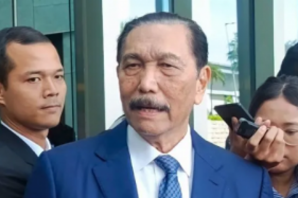 Ada MBG, Luhut Sebut Dana Desa Bisa Naik Hingga Rp8 Miliar per Desa