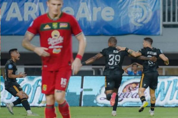 Dewa United Gulung Persebaya Surabaya dengan Skor 2-0