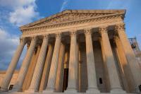 Mahkamah Agung AS Tolak Perintah Trump Memecat Kepala Badan Pengawas