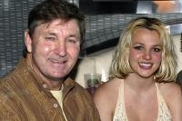 Britney Spears Bayar $2,12 Juta untuk Biaya Hukum Perwalian Ayahnya