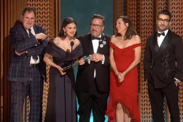 Selena Gomez Terkejut Serial Hits Only Murders in the Building Menang SAG Awards 2025