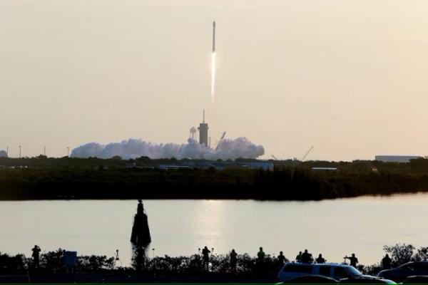 Vietnam akan Adopsi Aturan Bagi Starlink untuk Sediakan Layanan Internet Satelit