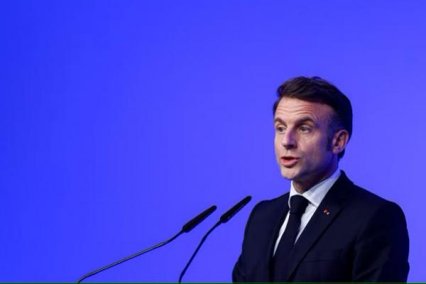 Presiden Prancis Serukan Ketenangan Usai Perseteruan Trump-Zelenskiy