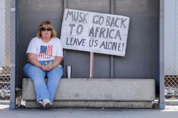 Pekerja Federal AS Dihujani Email Kedua Musk, Tuntut Rincian Pekerjaan