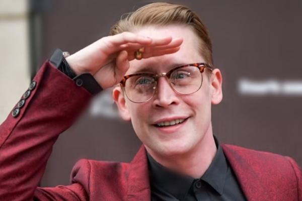 Macaulay Culkin Menangis Adiknya Kieran Culkin Menang Aktor Pendukung Terbaik Oscar 2025