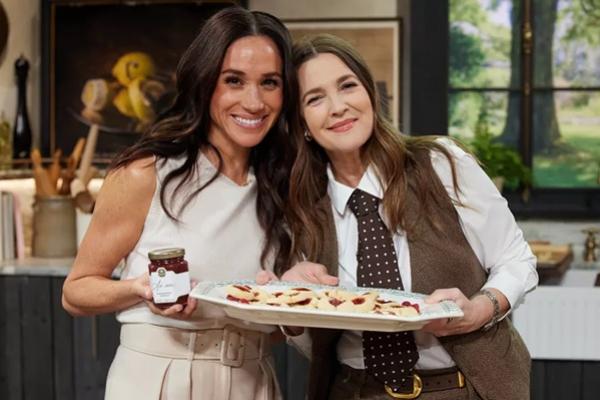Drew Barrymore Pastikan untuk Memanggil Meghan Markle dengan Nama `Meghan Sussex